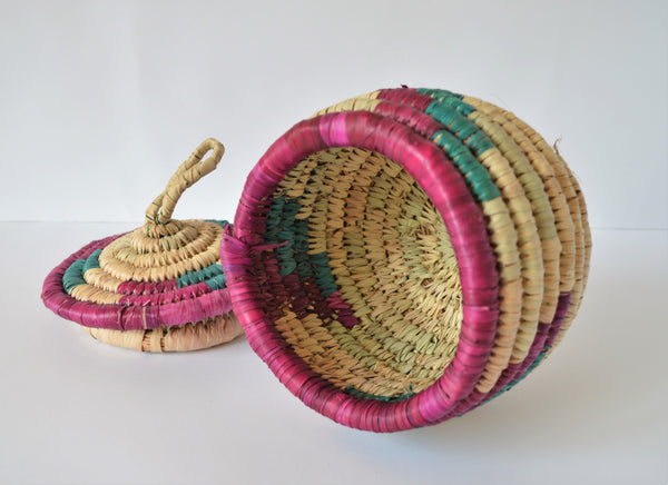 Vintage coiled basket with lid, Rustic, Bohemian