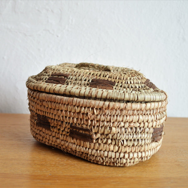 Ethnic Egyptian woven straw box with a fitted lid