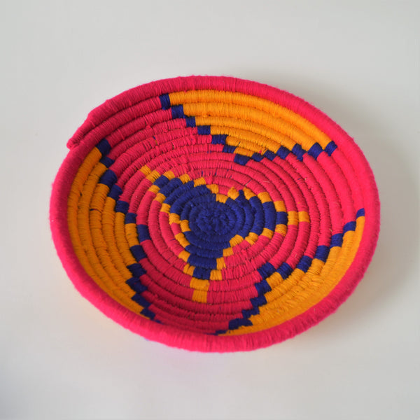 Egyptian wool palm fruit plate (Pink star)